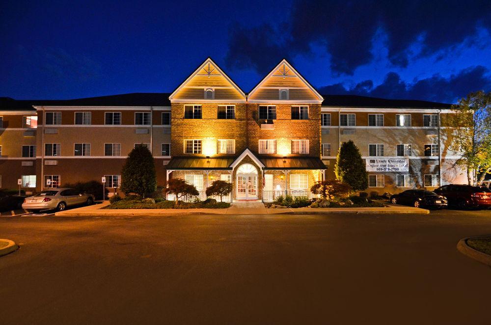 Mainstay Suites Knoxville Airport Alcoa Bagian luar foto